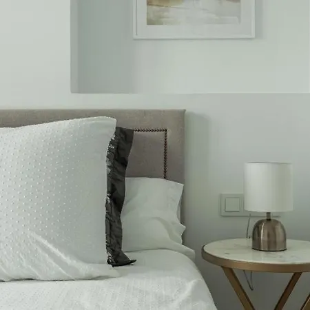 Tejares Luxury Penthouse En Triana - Gran Terraza, Piscina & Parking Privados
