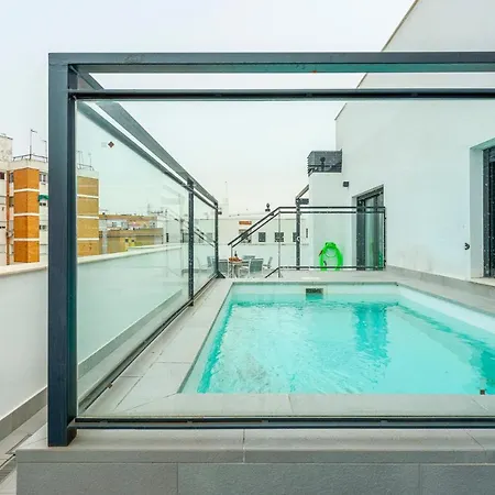 Tejares Luxury Penthouse En Triana - Gran Terraza, Piscina & Parking Privados Apartment *