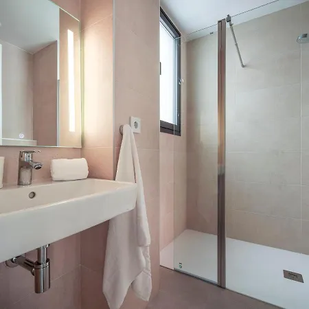 Tejares Luxury Penthouse En Triana - Gran Terraza, Piscina & Parking Privados Apartment