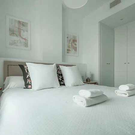 Tejares Luxury Penthouse En Triana - Gran Terraza, Piscina & Parking Privados Apartment