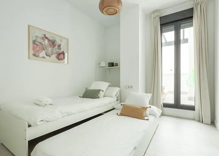 Tejares Luxury Penthouse En Triana - Gran Terraza, Piscina & Parking Privados *