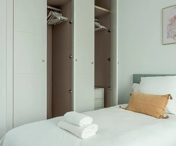 Tejares Luxury Penthouse En Triana - Gran Terraza, Piscina & Parking Privados *
