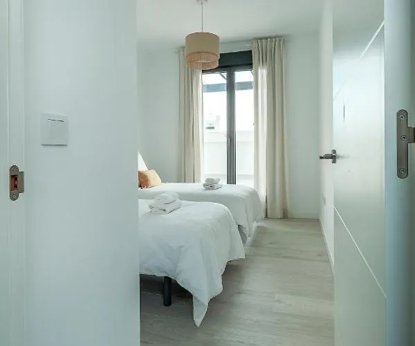 Tejares Luxury Penthouse En Triana - Gran Terraza, Piscina & Parking Privados * Séville