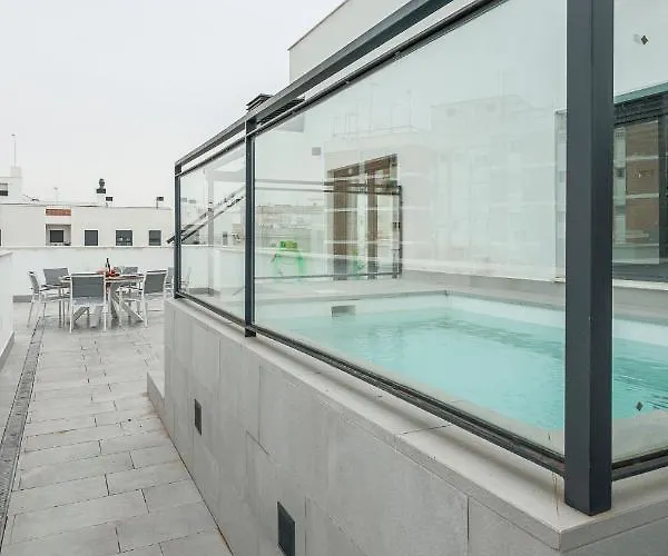 Tejares Luxury Penthouse En Triana - Gran Terraza, Piscina & Parking Privados Appartement